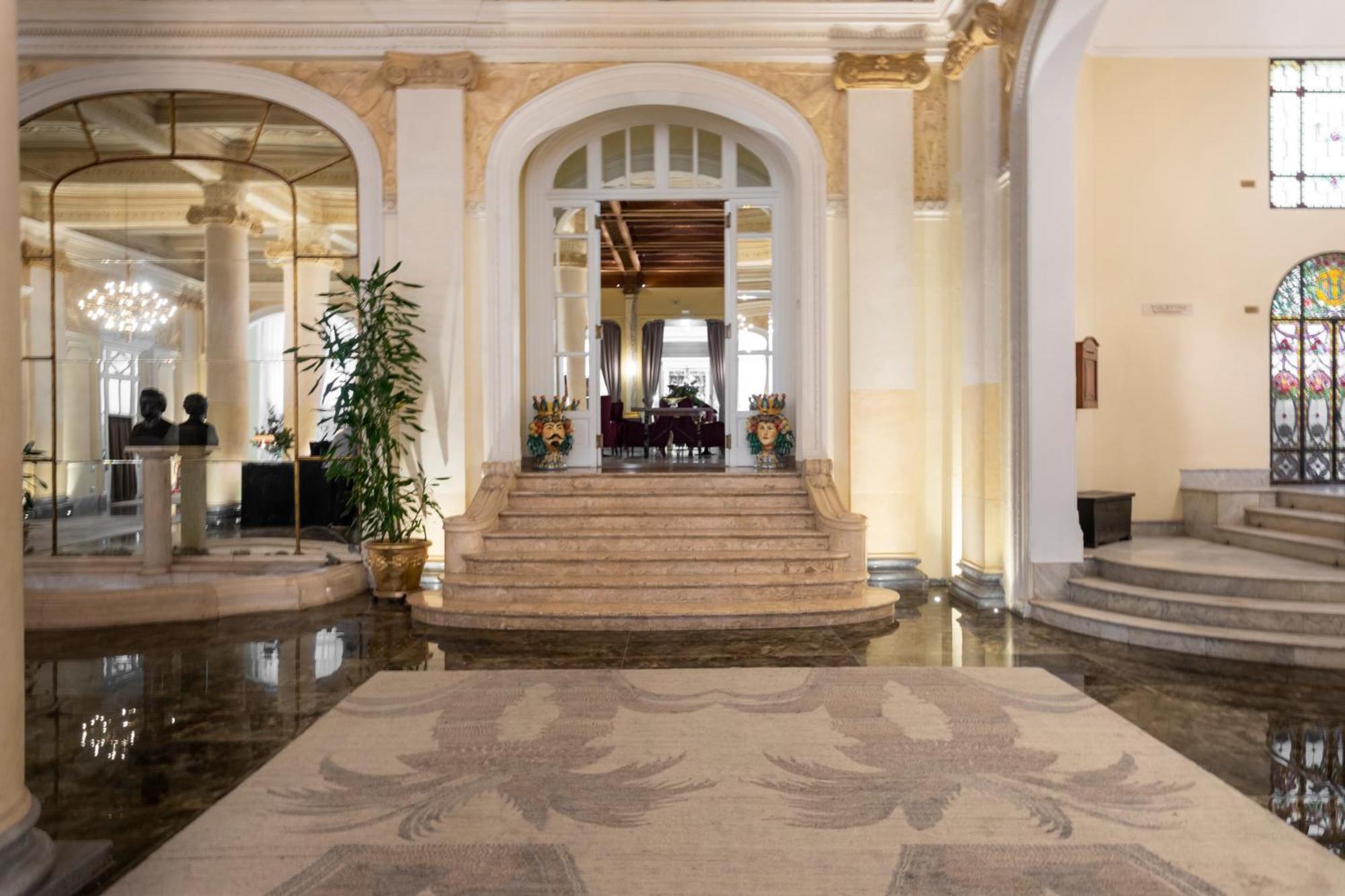 Grand Hotel Et Des Palmes Palermo Esterno foto